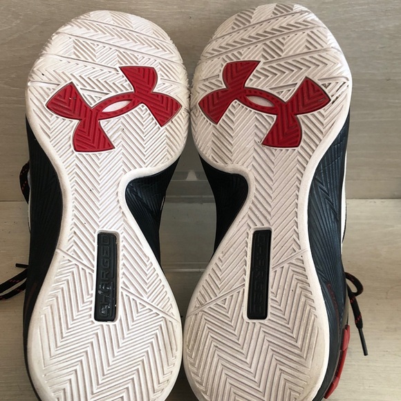 Under Armour Clutchfit Drive 2 Black & White Unisex Basketball Shoes Men’s 10 main image 5